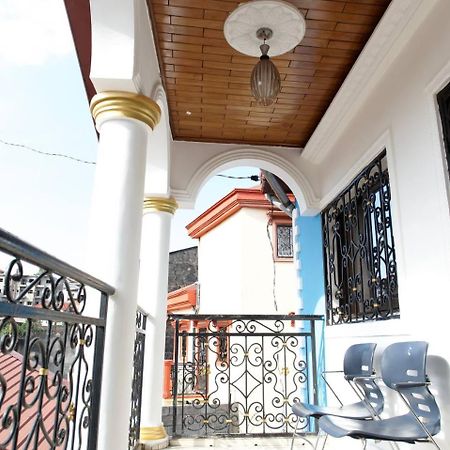 Appartement Meuble 3Ch Yaounde Omnisport - Tigson المظهر الخارجي الصورة