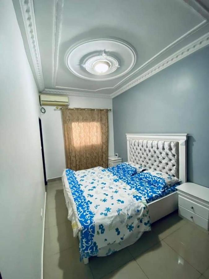 Appartement Meuble 3Ch Yaounde Omnisport - Tigson المظهر الخارجي الصورة