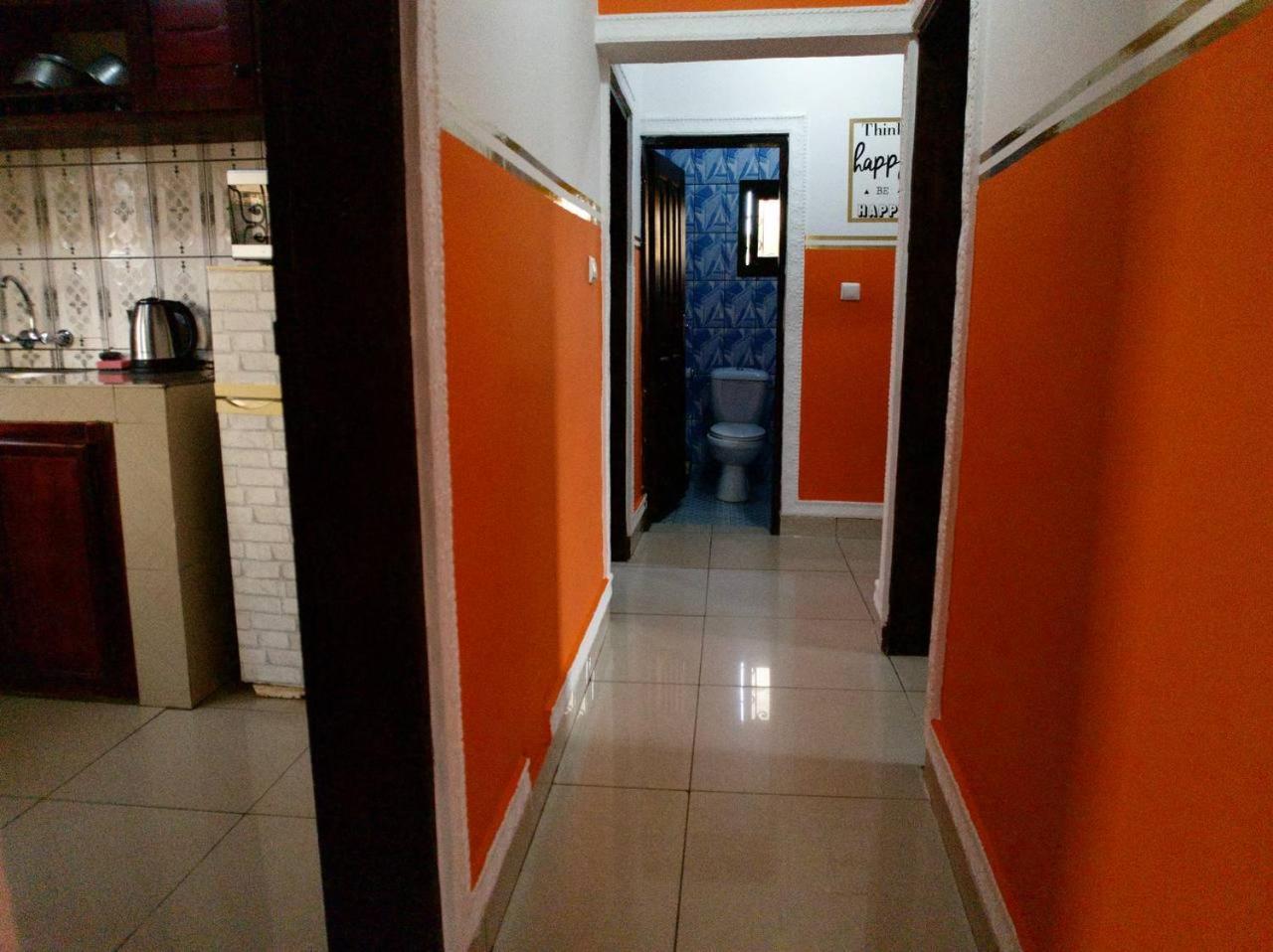 Appartement Meuble 3Ch Yaounde Omnisport - Tigson المظهر الخارجي الصورة