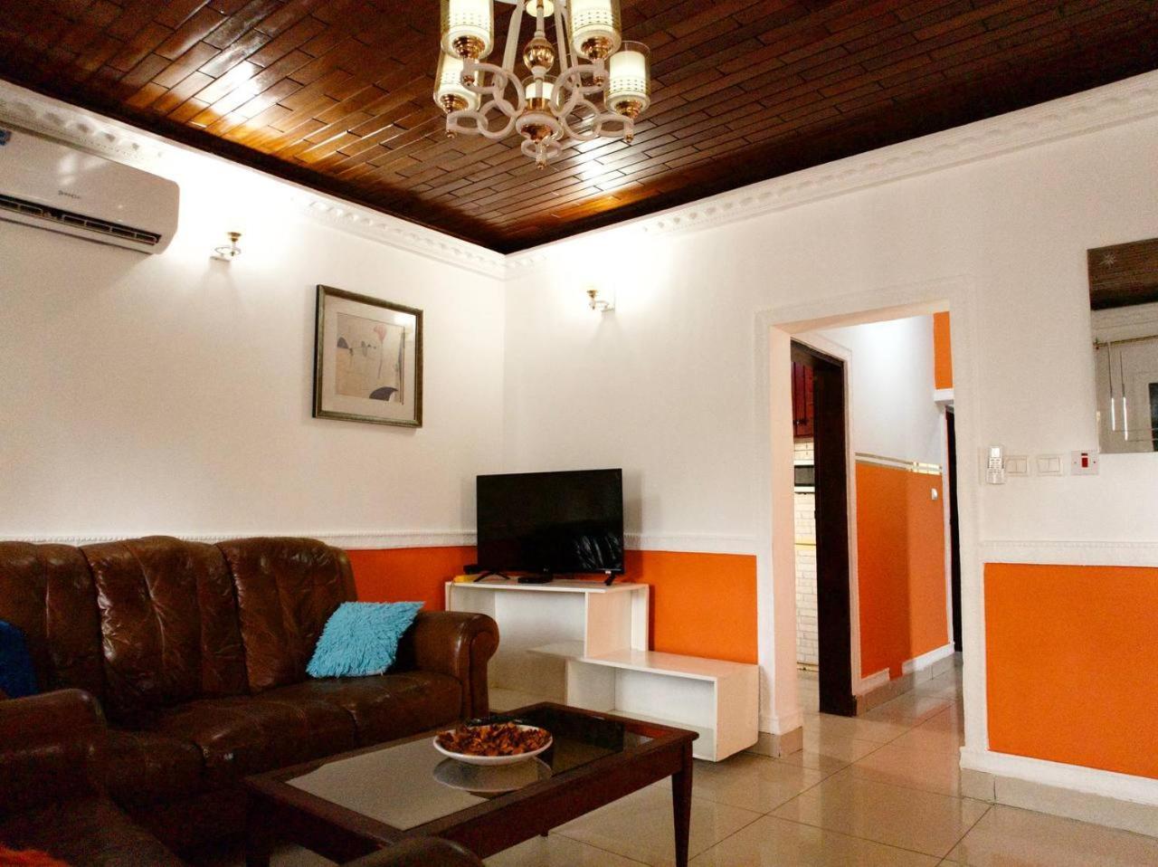 Appartement Meuble 3Ch Yaounde Omnisport - Tigson المظهر الخارجي الصورة